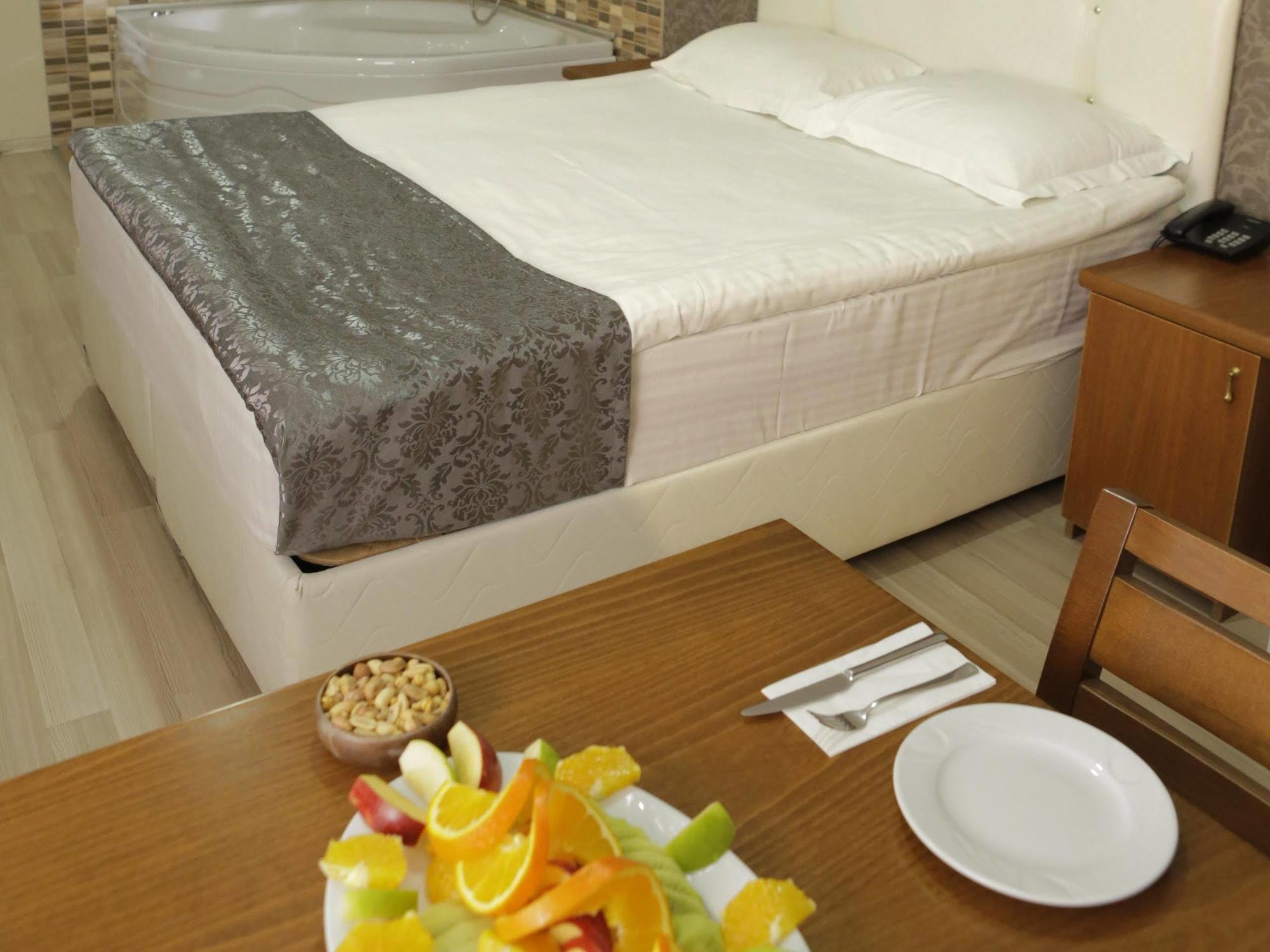 Sahil Pendik Otel